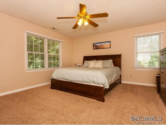 33 Graceland Place - Photo 7