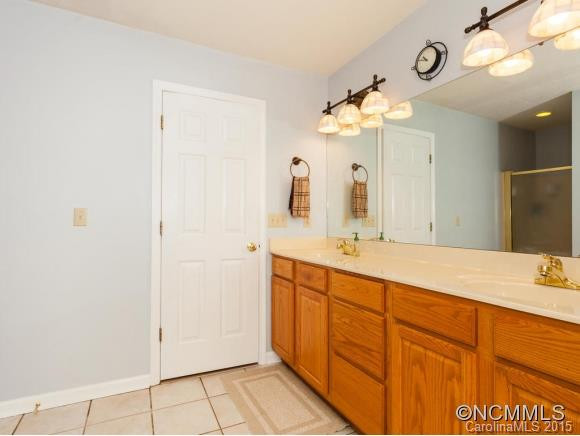 33 Graceland Place - Photo 9