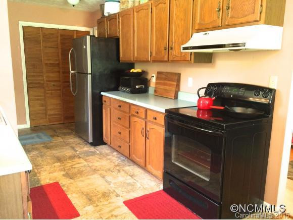 600 Forest Street - Photo 3