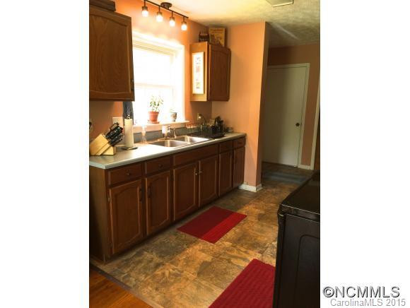 600 Forest Street - Photo 5