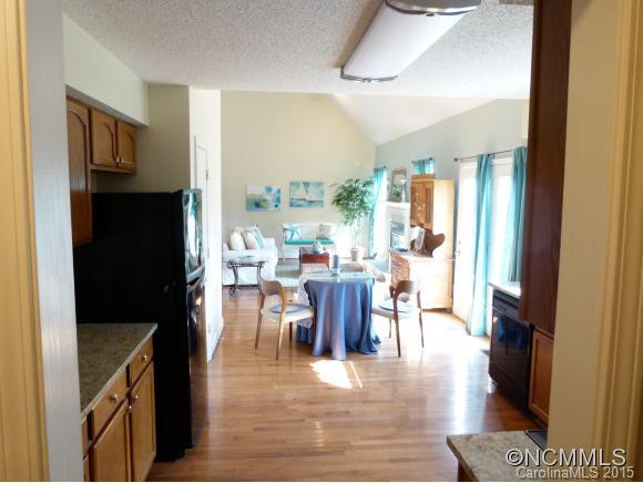 6 Strawberry Lane - Photo 9