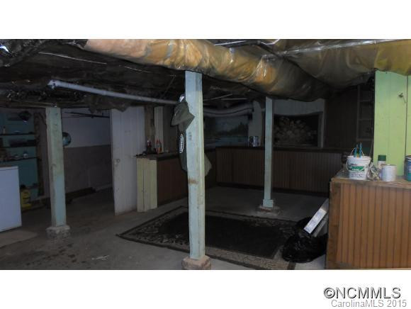 555 Probart Street - Photo 6