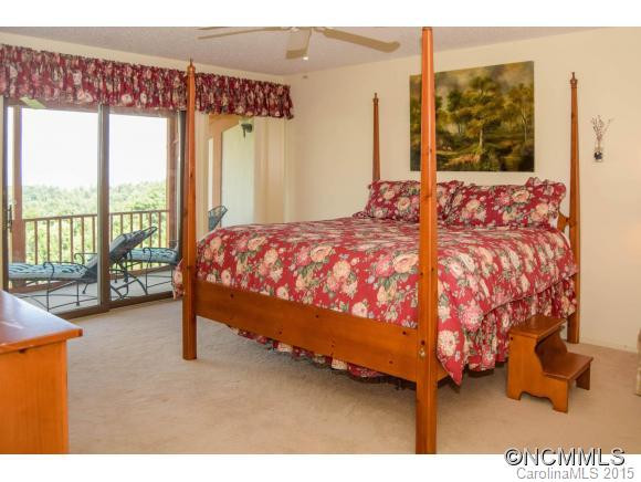 103 Fleetwood Plaza - Photo 13