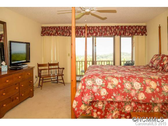 103 Fleetwood Plaza - Photo 14