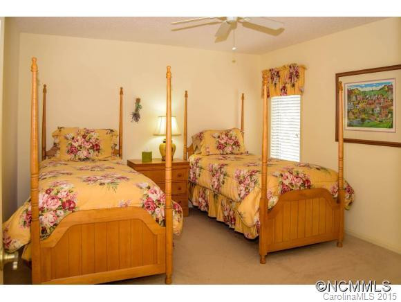 103 Fleetwood Plaza - Photo 17