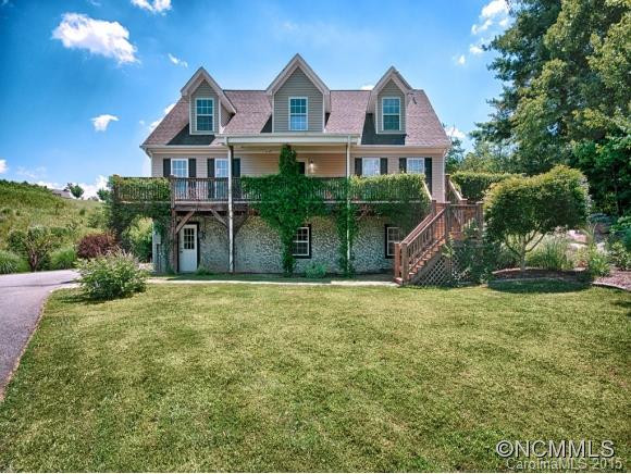 324 MACNEIL WAY
