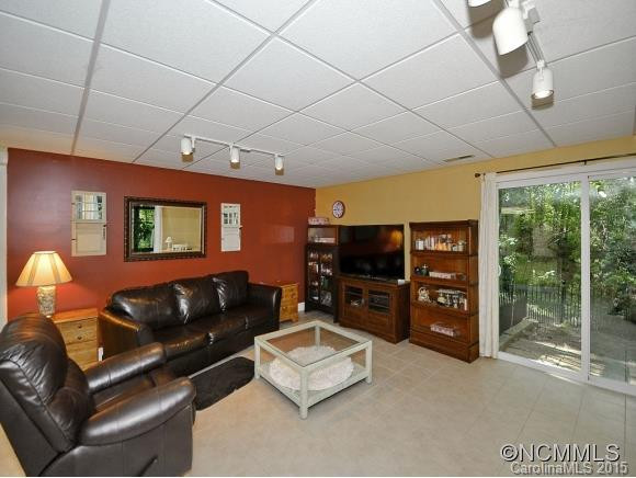 9 HICKORY LANE - Photo 13