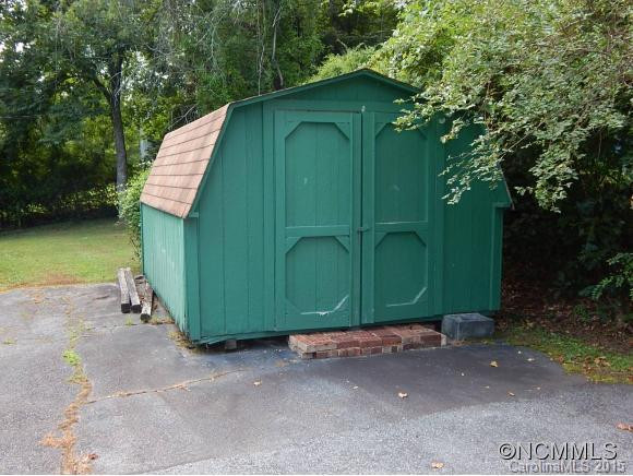 638 Gallimore Road - Photo 3