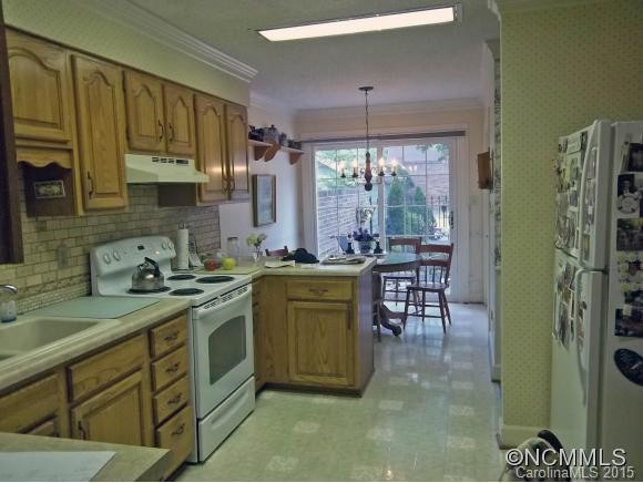 120 Glenbrook - Photo 10