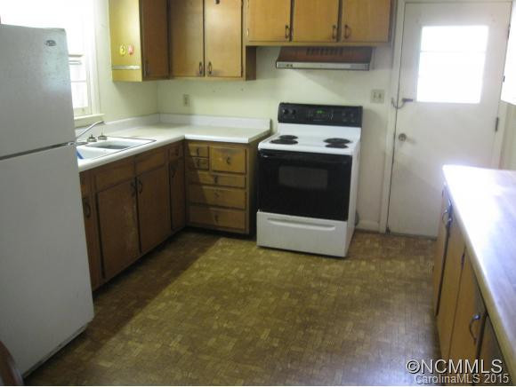 28 Winthrop Road - Photo 5