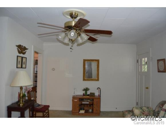 140 Lincoln Avenue - Photo 12
