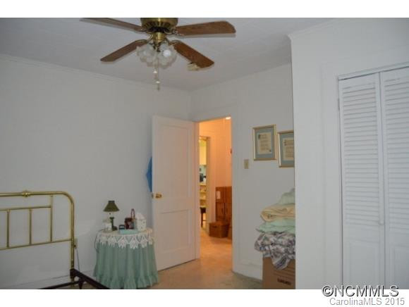 140 Lincoln Avenue - Photo 17