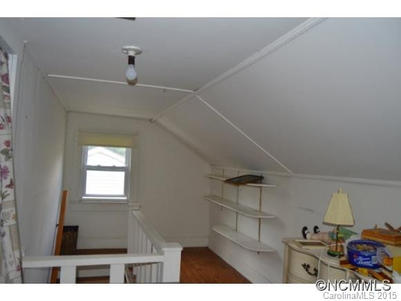 140 Lincoln Avenue - Photo 19