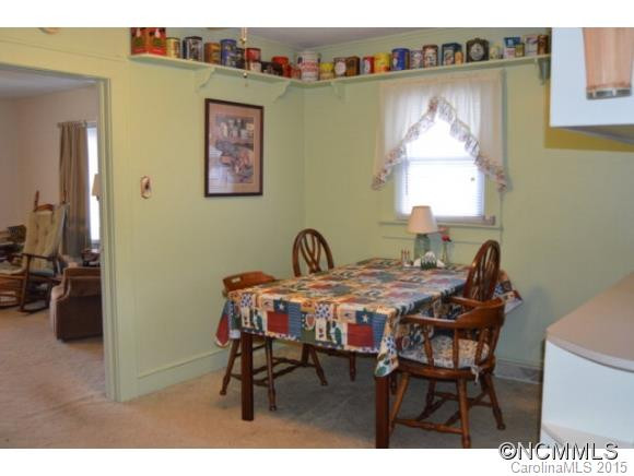 140 Lincoln Avenue - Photo 4