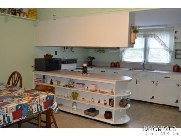 140 Lincoln Avenue - Photo 5