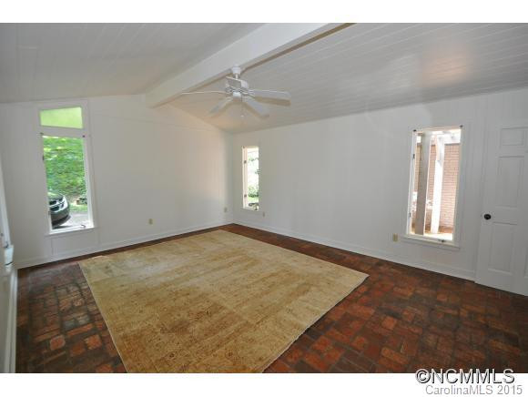 221 Bent Oak - Photo 16
