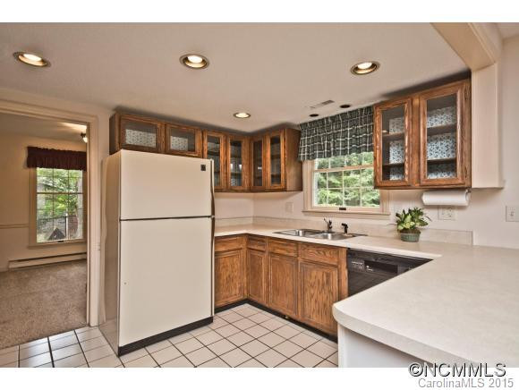 521 Rose Hill Road - Photo 12