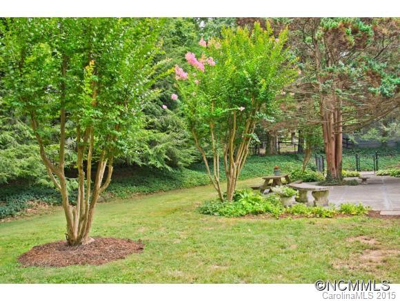 521 Rose Hill Road - Photo 7