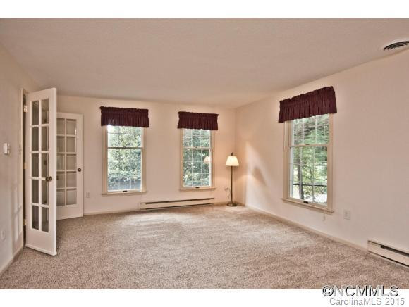 521 Rose Hill Road - Photo 9