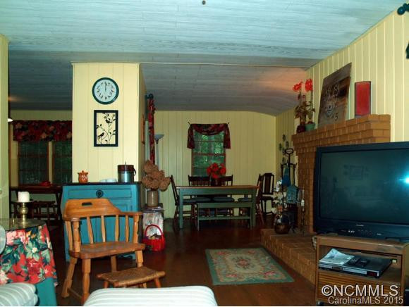 208 Wolf Ridge Road - Photo 11
