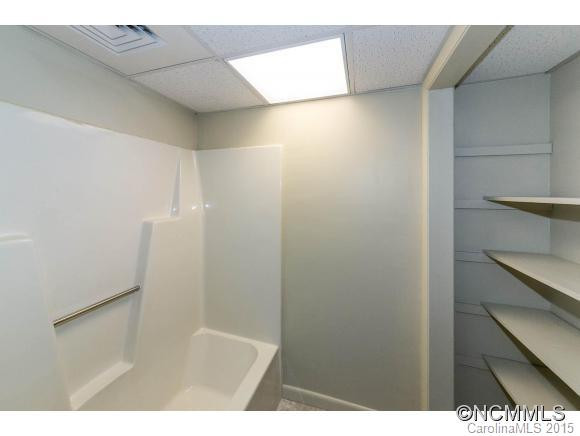 104 Twin Springs Rd - Photo 21