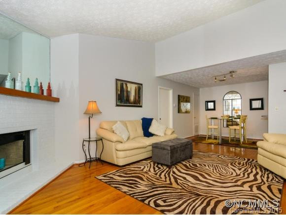 2 Ravencroft Lane UNIT 2A - Photo 3