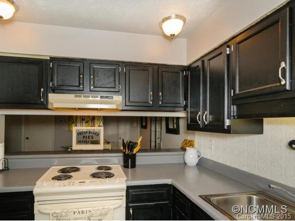 2 Ravencroft Lane UNIT 2A - Photo 9
