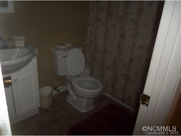 202 Fernwood Drive - Photo 12