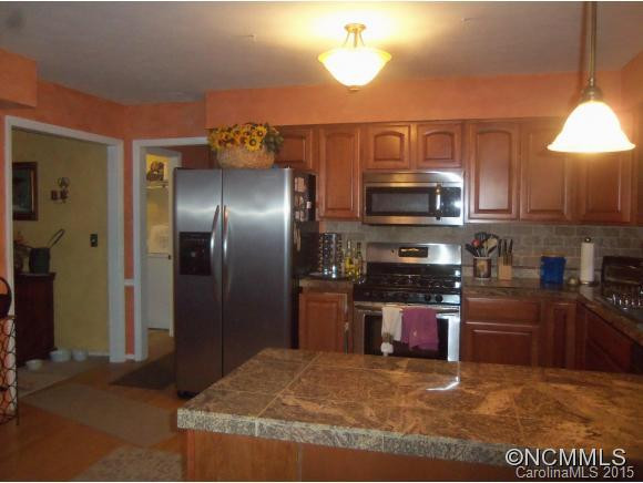 202 Fernwood Drive - Photo 5