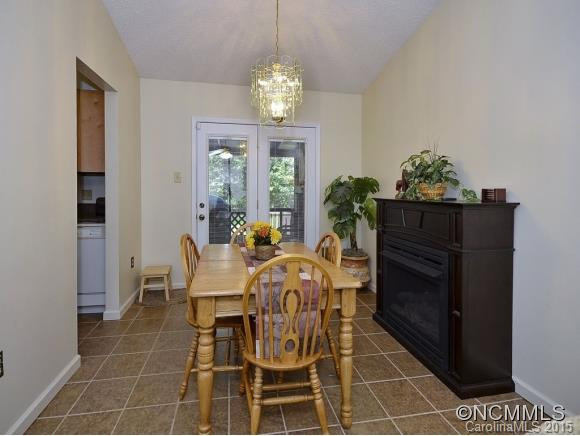 4 SPRINGSIDE DRIVE - Photo 5