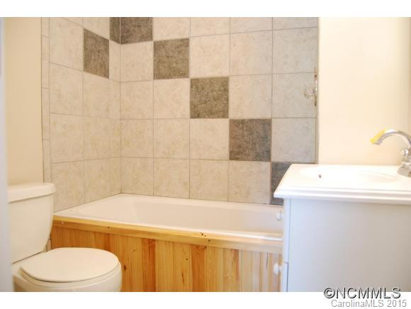 56 Glendale Dr - Photo 14