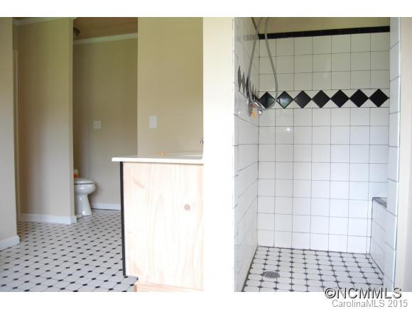 56 Glendale Dr - Photo 18