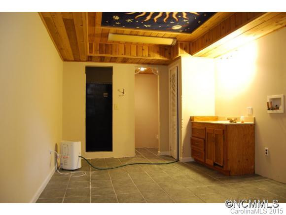 56 Glendale Dr - Photo 22
