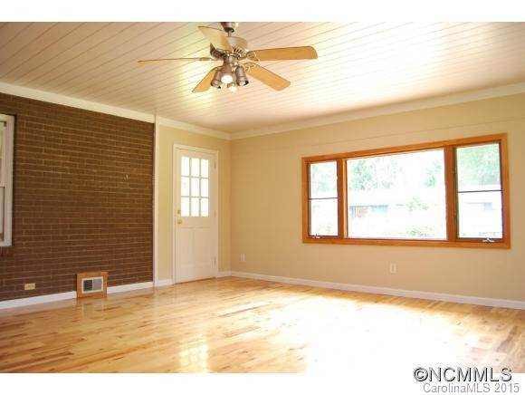 56 Glendale Dr - Photo 5