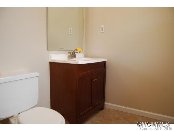 56 Glendale Dr - Photo 8