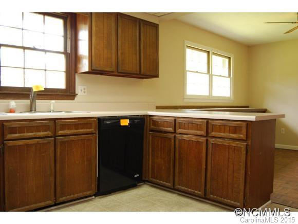 56 Glendale Dr - Photo 9