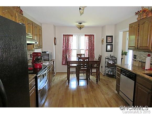 3 Strathmore - Photo 5