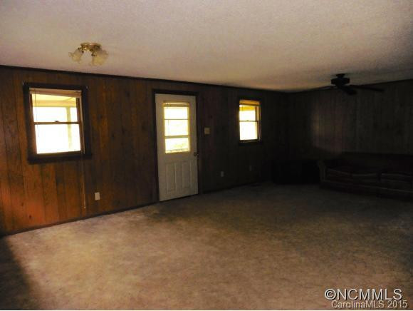 191 COUNTRY LANE - Photo 12