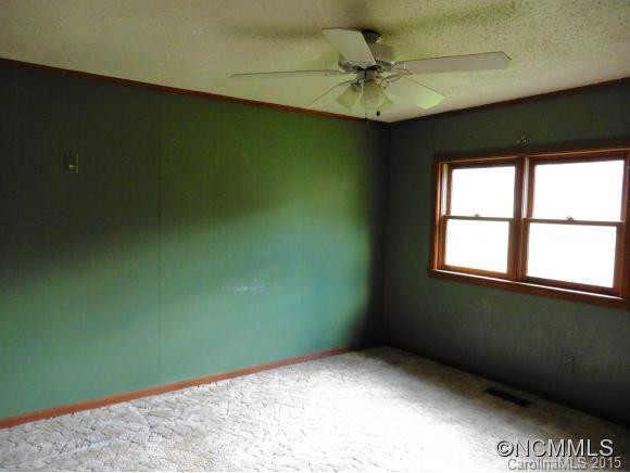 191 COUNTRY LANE - Photo 16