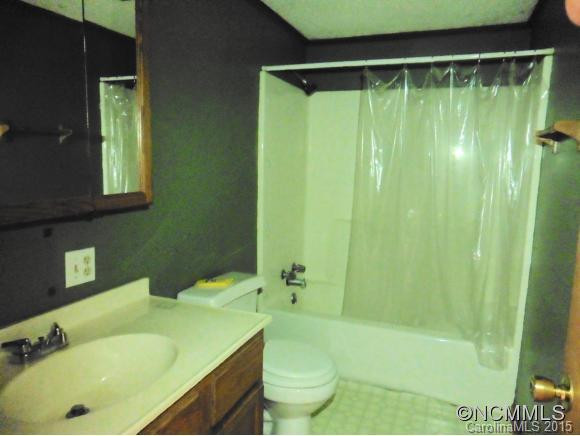 191 COUNTRY LANE - Photo 19