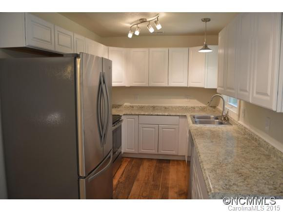 18 Springside - Photo 3