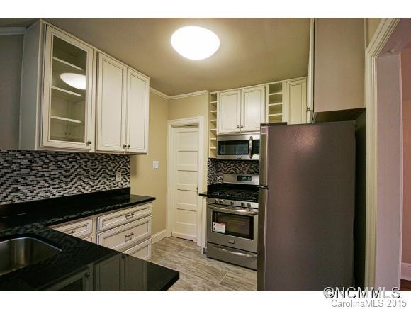 1 Waverly Road - Photo 6