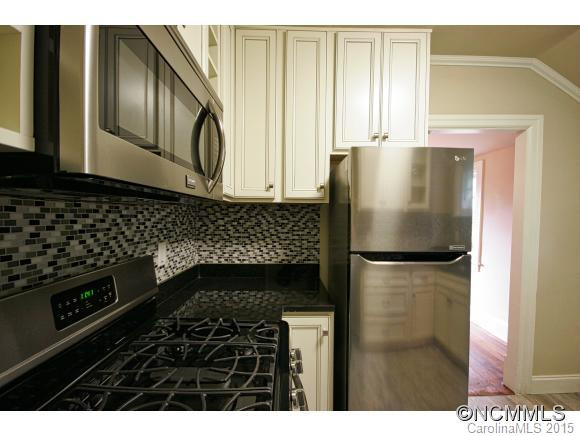 1 Waverly Road - Photo 8