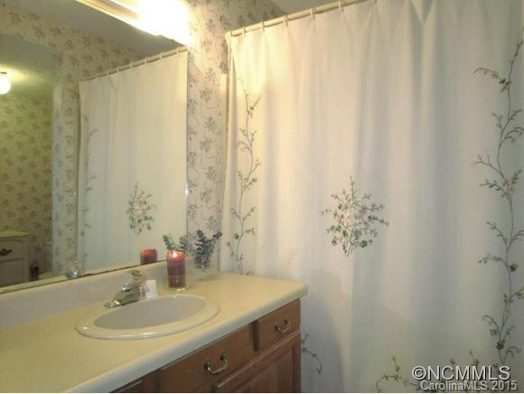 501 Apple Tree Court - Photo 11