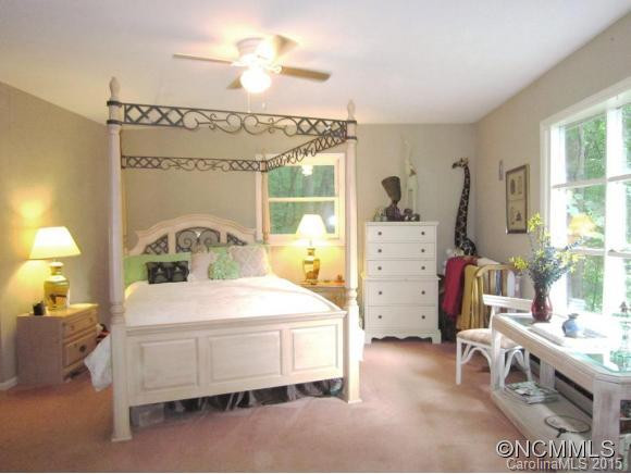 501 Apple Tree Court - Photo 9
