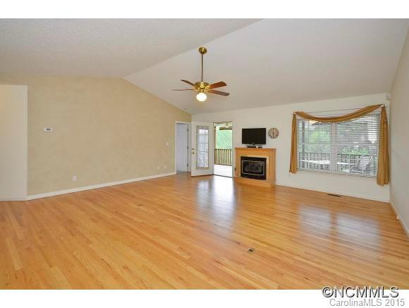 36 Warren Road - Photo 5