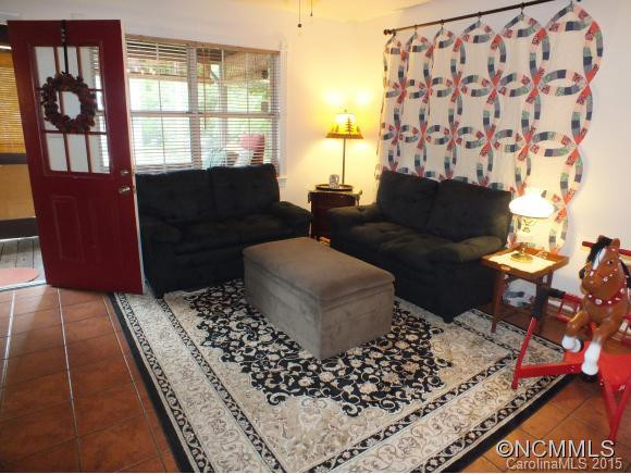 325 Richland Street - Photo 2