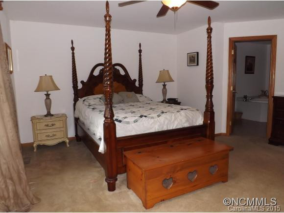 742 Silvers Cove Road - Photo 19