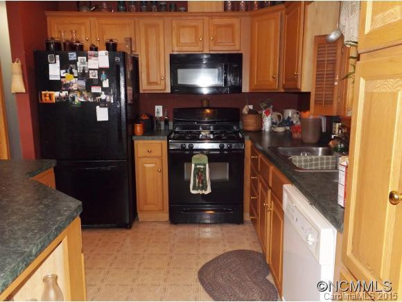 742 Silvers Cove Road - Photo 10