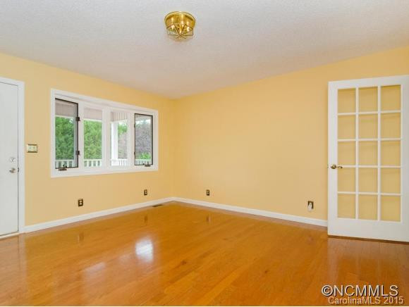 15 Spring Lake Drive - Photo 6
